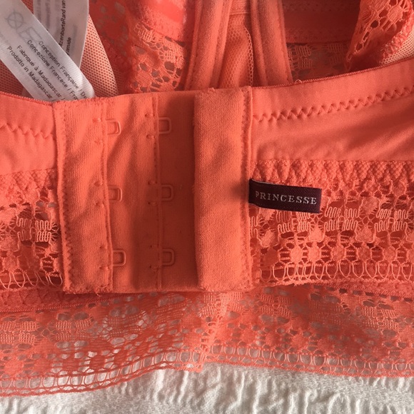 Strapless convertible bra - Picture 4 of 6